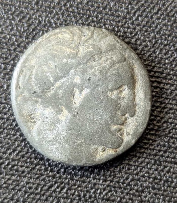 aaa-18 Moneda de bronce ptolemaica - Zeus-Amón y Águila - Con marca de torno visible (Siglo III-II a.C.)