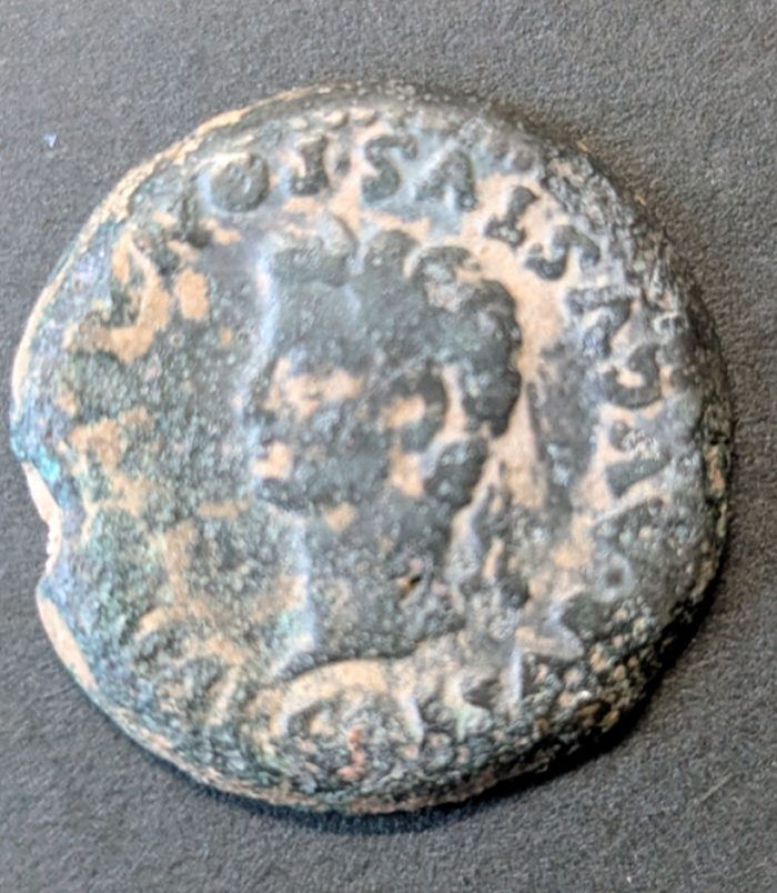 item-000 As de bronce hispano-romano - Augusta Emerita (Mérida) - Livia y la Puerta de la Ciudad
