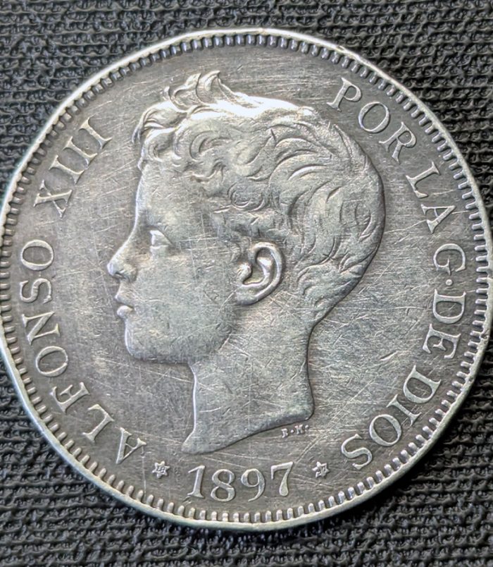 5 pesetas 1897 Alfonso XIII "Tupé", estrellas 18-97 muy visibles